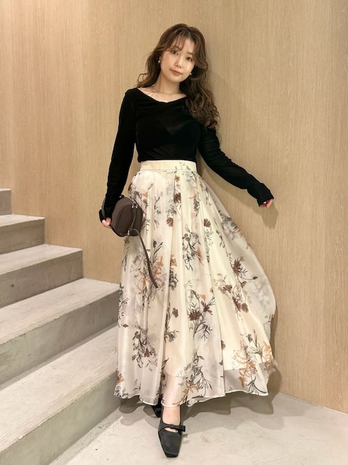AT1823 23区 ボタニカルプリントスカート ロング丈 透け感 フレア M セール】 【DEVEAUX】ボタニカルプリントスカート（セットアップ