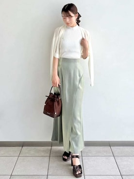 「アイテム（シュシュ）」を使った、FRAY I.Dさん（レディース・158cm）の夏コーディネート