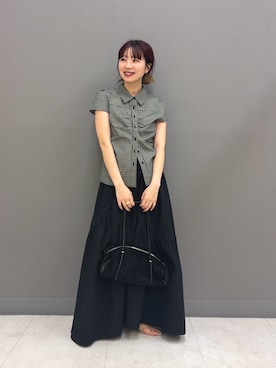 「SENSE OF PLACE by URBAN RESEARCH(センスオブプレイスバイアーバンリサーチ)のパフスリーブコンパクトギャザーシャツ(シャツ/ブラウス、ブラック系)」を使った、りなてぃさん(レディース・154cm)の夏コーディネート