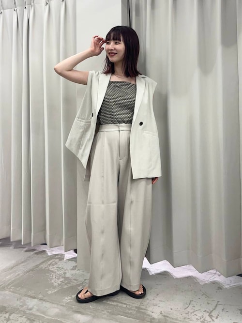 『UR TECH DRYLUXE』リネンライクサイドベルトジレ