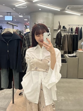 「アイテム（その他トップス）」を使った、りなてぃさん（レディース・154cm）の秋コーディネート