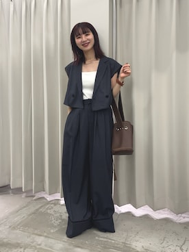 「SENSE OF PLACE by URBAN RESEARCH（センスオブプレイスバイアーバンリサーチ）の3タックスラックスワイドパンツ（その他パンツ）」を使った、りなてぃさん（レディース・154cm）の秋コーディネート