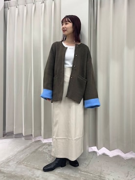 「アイテム（ノーカラーコート）」を使った、りなてぃさん（レディース・154cm）の秋コーディネート