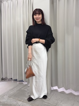 「アイテム（バレエシューズ）」を使った、りなてぃさん（レディース・154cm）の秋コーディネート
