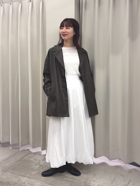 「アイテム（その他アウター、ブラウン系）」を使った、りなてぃさん（レディース・154cm）の秋コーディネート