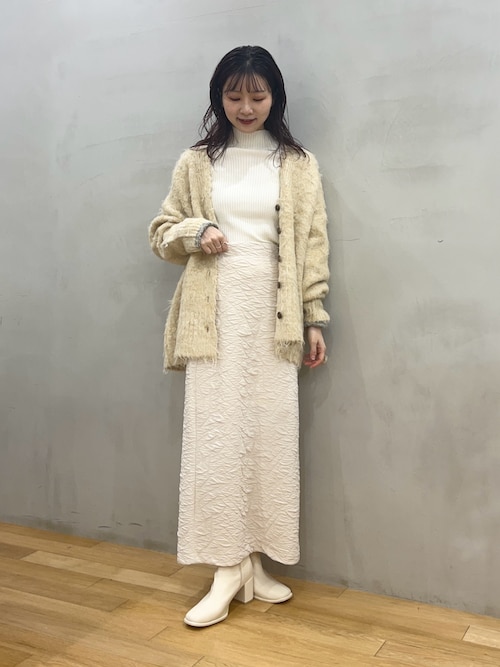 【新品未使用】ロイスクレヨン カットジャガードブルゾン 花 日本製 M ベージュ セール】フクレジャガードナロースカート（スカート）｜SENSE OF PLACE