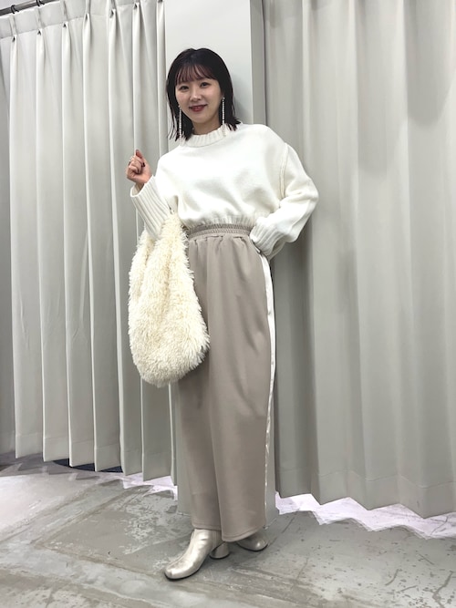 ビアズリー フェイクボアトートバッグ - メルカリ