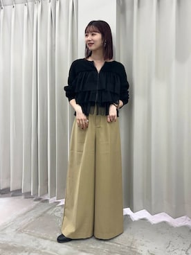 「アイテム（サロペット/オーバーオール、ベージュ系）」を使った、りなてぃさん（レディース・154cm）の秋コーディネート