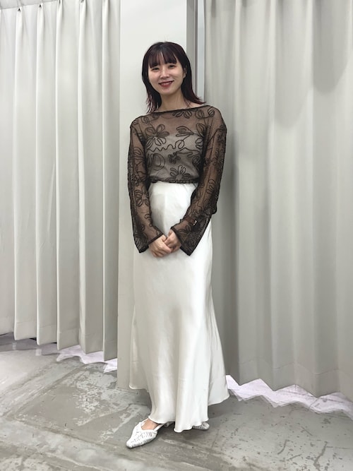 paruruお洋服N°33、22 セール】コードシシュウメッシュトップ（Tシャツ/カットソー