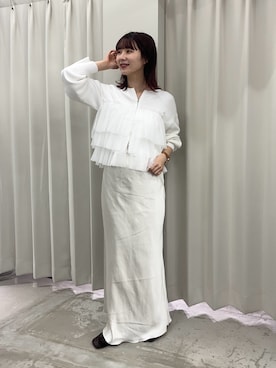 「アイテム（バレエシューズ、ブラウン系）」を使った、りなてぃさん（レディース・154cm）の秋コーディネート