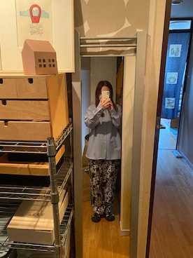 「KEEN（キーン）のアイテム」を使った、りりさん（レディース・159cm）の春コーディネート