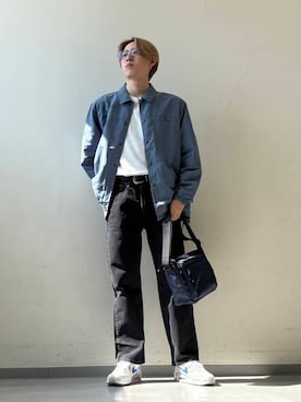 「Levi's」｜「アイテム（その他アウター）」を使った、三原さん（メンズ・172cm）の春コーディネート