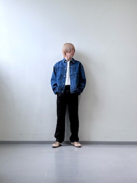 「アイテム（デニムジャケット）」を使った、三原さん（メンズ・172cm・10代）の秋コーディネート