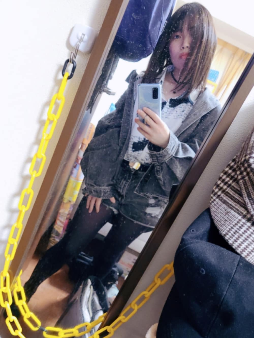 「ダメージ、春、秋」｜「Libby&Roseのアイテム（その他パンツ、その他）」を使った、中村灰夜さん（レディース・144cm）の冬コーディネートの1枚目の写真