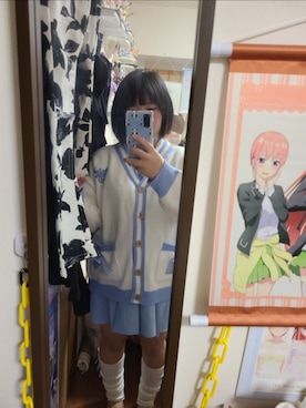 「アイテム（ネクタイ）」を使った、中村灰夜さん（レディース・144cm）の秋コーディネート