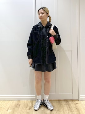 「アイテム（ポーチ）」を使った、せいらさん（レディース・163cm）の秋コーディネート