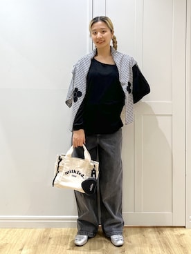 「アイテム（ポーチ）」を使った、せいらさん（レディース・163cm）の秋コーディネート