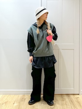 「アイテム（ポーチ）」を使った、せいらさん（レディース・163cm）の夏コーディネート