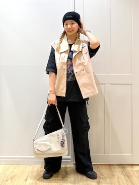 「アイテム（ベスト）」を使った、せいらさん（レディース・163cm・20代）の夏コーディネート