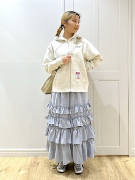 「アイテム（キーホルダー）」を使った、せいらさん（レディース・163cm）の秋コーディネート