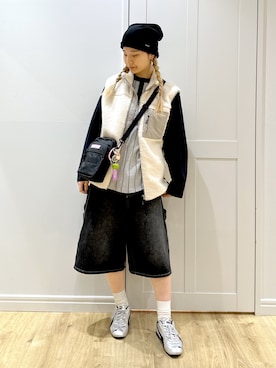 「アイテム（キーホルダー）」を使った、せいらさん（レディース・163cm）の秋コーディネート