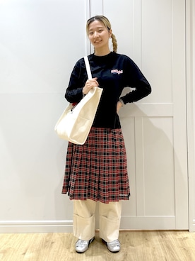 「アイテム（キーケース/キーアクセサリー）」を使った、せいらさん（レディース・163cm）の秋コーディネート