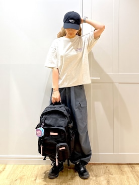 「アイテム（ポーチ）」を使った、せいらさん（レディース・163cm）の夏コーディネート