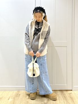 「UGG（アグ）のアイテム（ブーツ）」を使った、せいらさん（レディース・163cm）の秋コーディネート