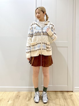 「アイテム（ポーチ）」を使った、せいらさん（レディース・163cm・20代）の冬コーディネート