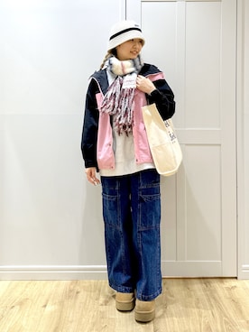 「アイテム（マウンテンパーカー）」を使った、せいらさん（レディース・163cm）の秋コーディネート