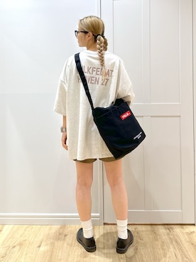 「ショートパンツ」｜「アイテム（財布/小物）」を使った、せいらさん（レディース・163cm）の夏コーディネート