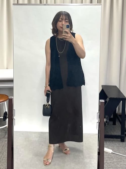 《オンオフ使える》カットジョーゼットタンクワンピース