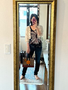 「Desigual（デシグアル）のアイテム（Tシャツ/カットソー）」を使った、kinakuroさん（レディース・168cm）の秋コーディネート