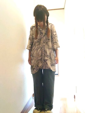 「AZUL（アズール）のアイテム（スラックス）」を使った、せのさん（レディース・149cm）の夏コーディネート