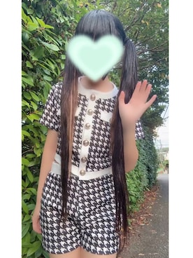 「SHEEN（シーン）のアイテム（Tシャツ/カットソー、ブラック系）」を使った、せのさん（レディース・148cm）の秋コーディネート