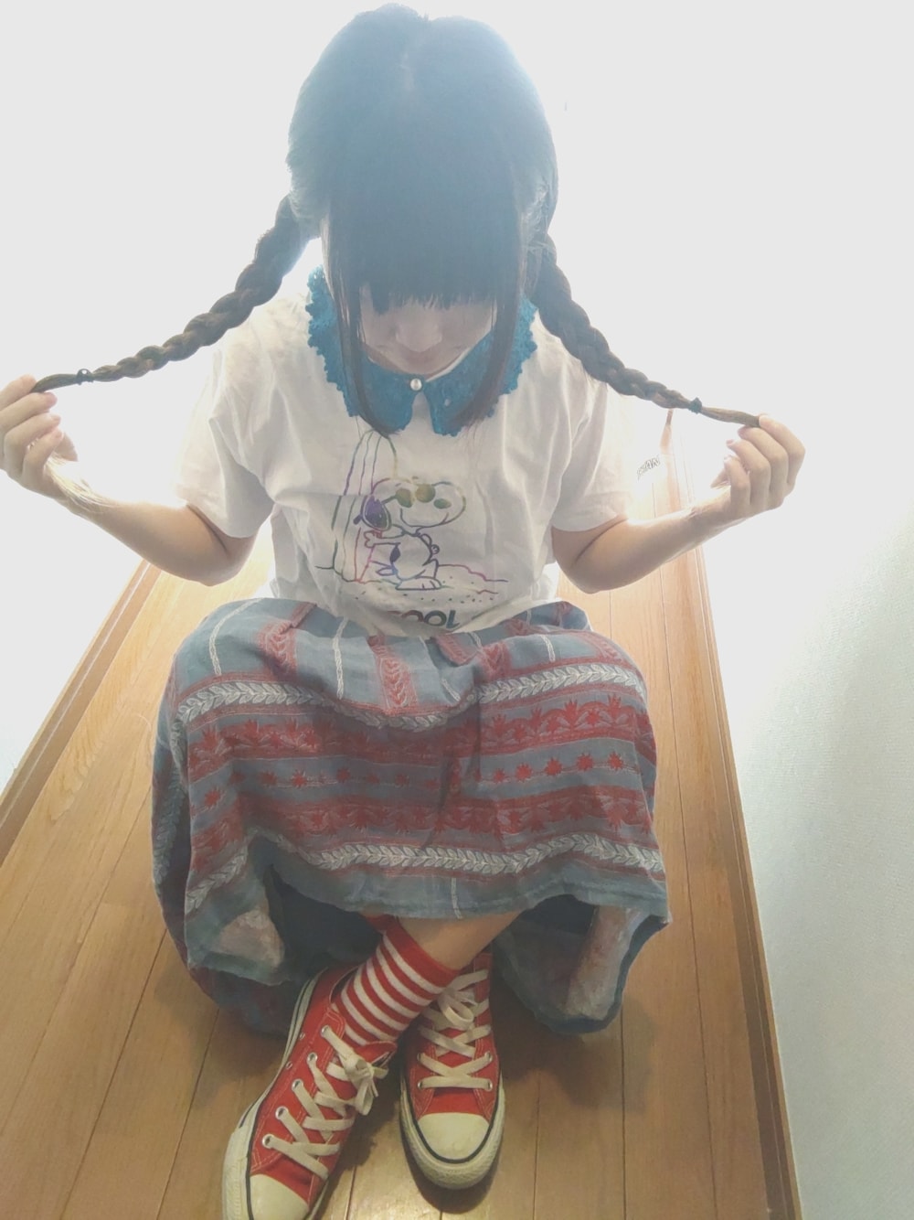 「低身長、みつあみ、誕生日、カジュアル、スヌーピー、ケーキ、スニーカー、おしゃれさんと繋がりたい、音楽で繋がる、もんじゃ焼き」｜「SNOOPYのアイテム（Tシャツ/カットソー、ホワイト系）」を使った、せのさん（レディース・149cm）の夏コーディネートの1枚目の写真