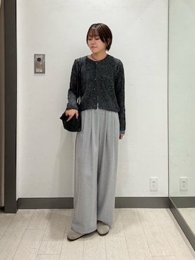 「KBF（ケイビーエフ）のニットカーディガンSETシアートップス（カーディガン/ボレロ、グレー系）」を使った、moeさん（レディース・159cm）の秋コーディネート