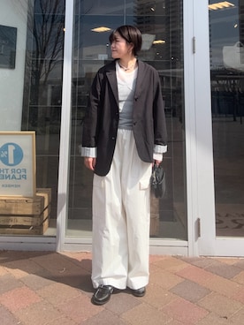 「かぐれ（カグレ）のユーティリティーイージーパンツ（その他パンツ、ホワイト系）」を使った、moeさん（レディース・159cm）の春コーディネート
