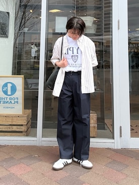「URBAN RESEARCH DOORS（アーバンリサーチドアーズ）のGYMPHLEX　SHORT SHIRTS SHORT-SLEEVE（シャツ/ブラウス、ホワイト系）」を使った、moeさん（レディース・159cm）の春コーディネート