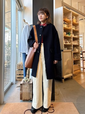 「アイテム（ノーカラーコート）」を使った、moeさん（レディース・159cm）の秋コーディネート