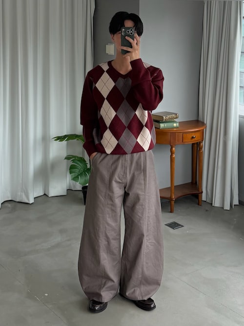 「sedacle(セダクル)のArgyle V-neck Knit/アーガイル Vネック ニット(ニット/セーター)」を使った、Harutoさん(メンズ・178cm)の秋コーディネート