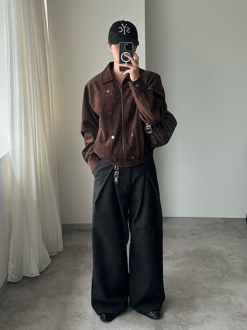 「SELLE GLANT(セレグランテ)のSIDE DESIGN TUCK HALF MOON BAG/サイドデザインタックハーフムーンバッグ(ハンドバッグ)」を使った、Harutoさん(メンズ・178cm)の秋コーディネート