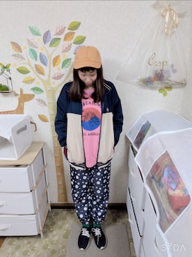 「DOUBLE NAME（ダブルネーム）のジャージブルゾン（運動服、ブルー系）」を使った、ユーリさん（レディース・152cm）の春コーディネート