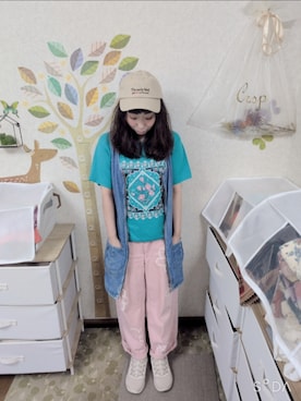 「古着のアイテム（その他トップス、ブルー系）」を使った、ユーリさん（レディース・152cm）の夏コーディネート