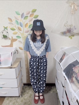 「kutir（クティール）のレースデザインTシャツ（Tシャツ/カットソー、ブルー系）」を使った、ユーリさん（レディース・152cm）の夏コーディネート