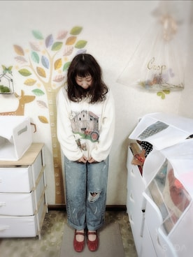 「古着のアイテム（運動衫、ホワイト系）」を使った、ユーリさん（レディース・152cm）の春コーディネート
