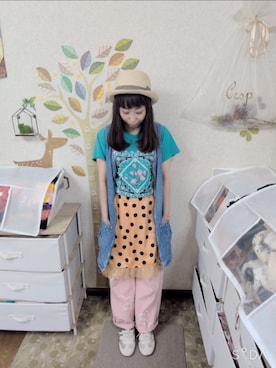 「古着のアイテム（その他トップス、ブルー系）」を使った、ユーリさん（レディース・152cm）の夏コーディネート