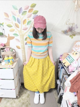 「MERLOT（メルロー）のアイテム（スカート）」を使った、ユーリさん（レディース・152cm）の秋コーディネート