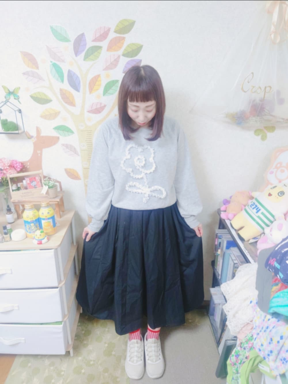 「Samansa Mos2の◎レースコードスウェット（Tシャツ/カットソー、グレー系）」を使った、ユーリさん（レディース・152cm）の夏コーディネートの1枚目の写真