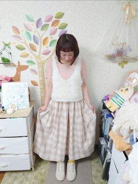 「PUMA（プーマ）のPUMA プーマ W SOFTRIDE REMI STARDUST SOFTRIDE REMI スターダスト 379831 ABC-MART限定 *02GRANOLA（スニーカー）」を使った、ユーリさん（レディース・152cm）の秋コーディネート